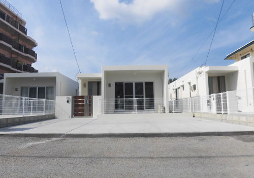 アンビシャスタウン名護宮里