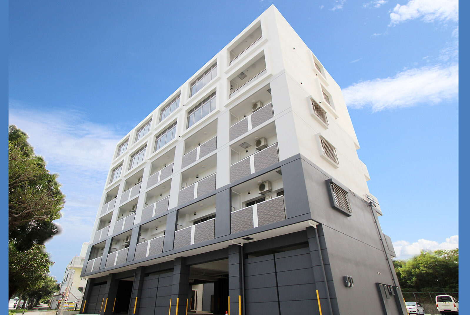 グランドアンビシャス