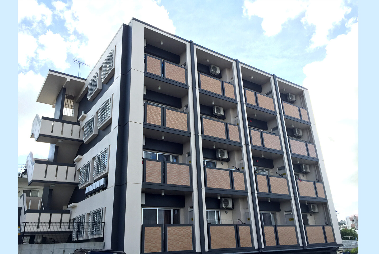 Ambitious【Bright hill（ブライト ヒル）】